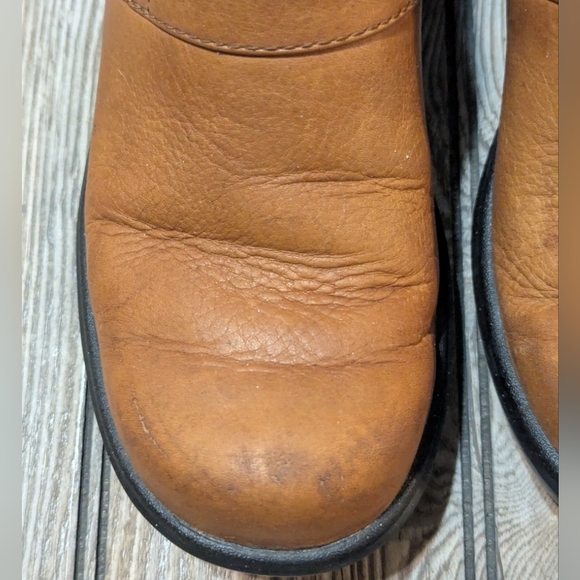 Ariat Womens Tan Leather Camel Slip-On Clogs Size 7.5B - Picture 2 of 13